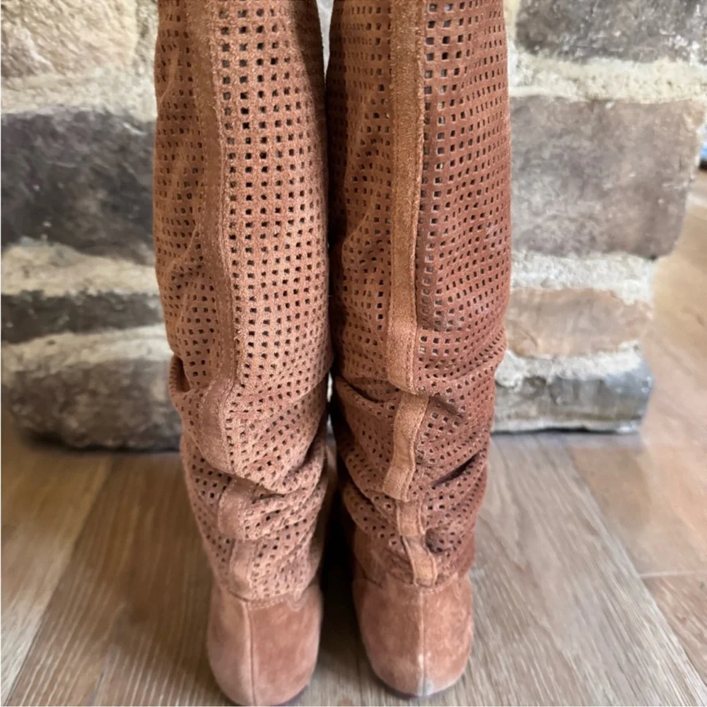 UGG Suede Chestnut Slouchy boots sz 7.5 Abilene price firm!